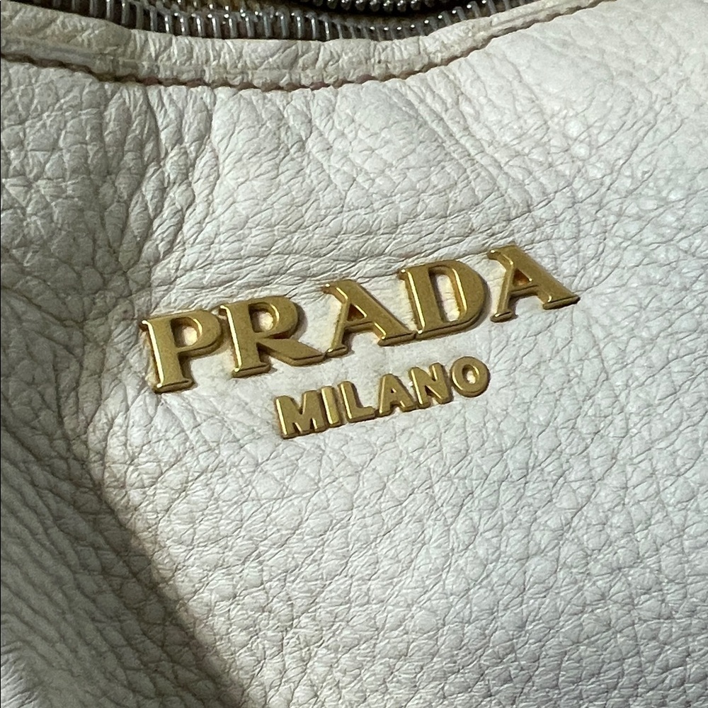 3287 Prada Ivory Leather Hobo Bag - Picture 7 of 8
